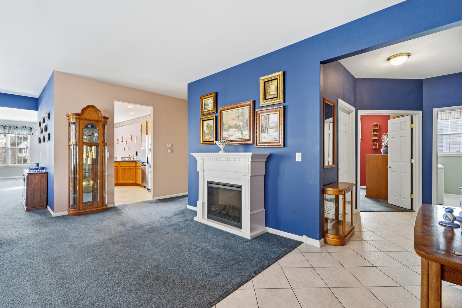 21325 Windsor Lake Lane, Crest Hill, IL 60403