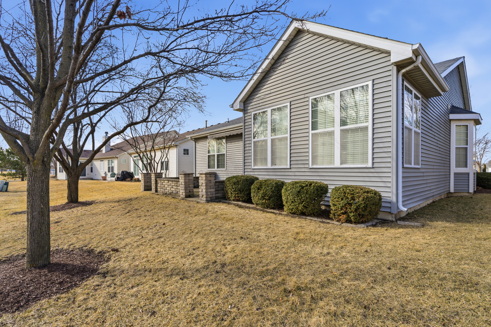 21325 Windsor Lake Lane, Crest Hill, IL 60403