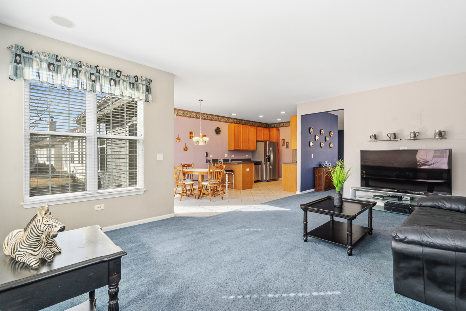 21325 Windsor Lake Lane, Crest Hill, IL 60403