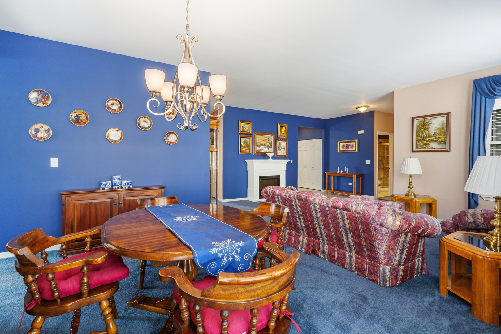 21325 Windsor Lake Lane, Crest Hill, IL 60403