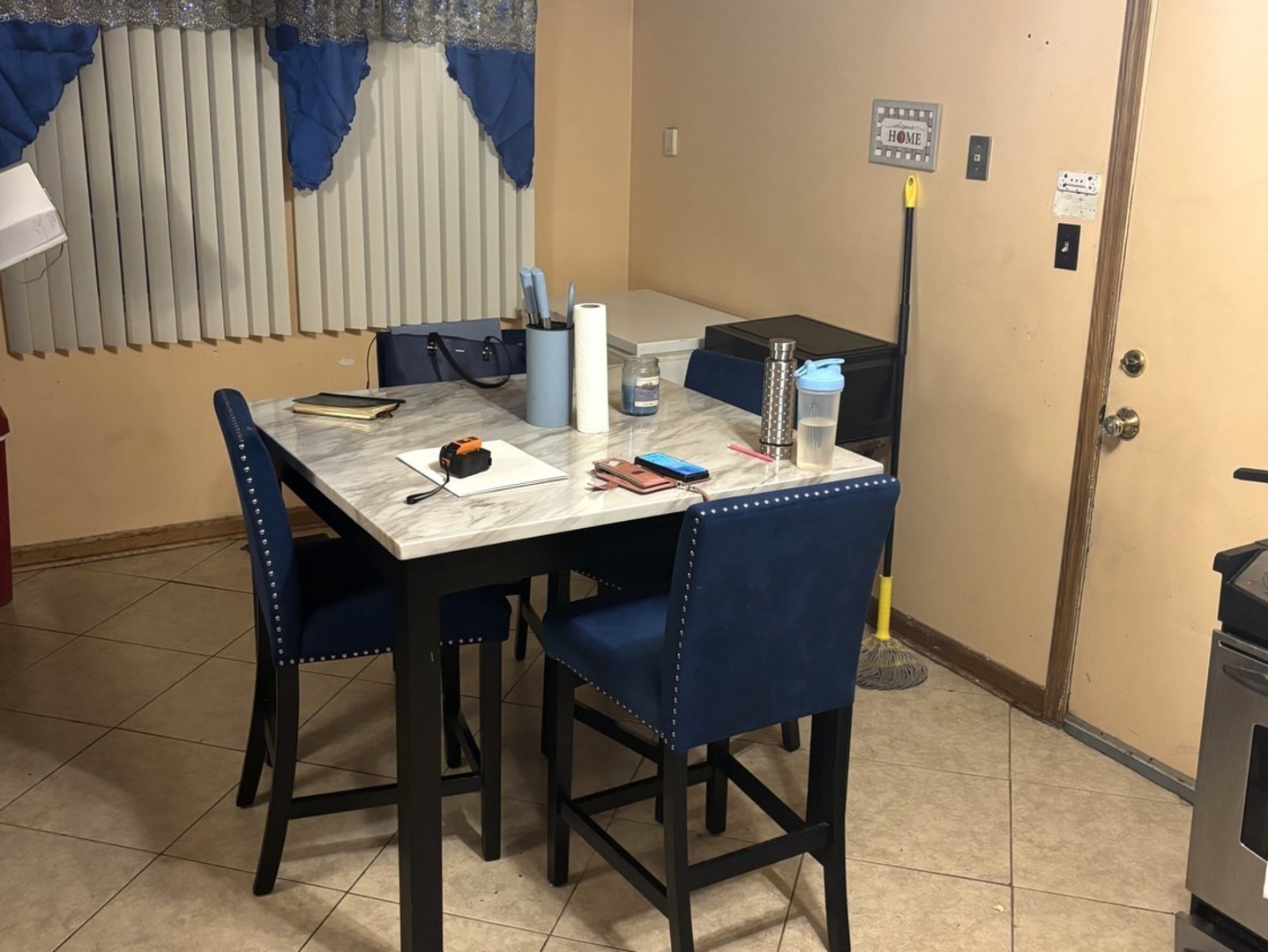 4340 Mayfair Court, Country Club Hills, IL 60478