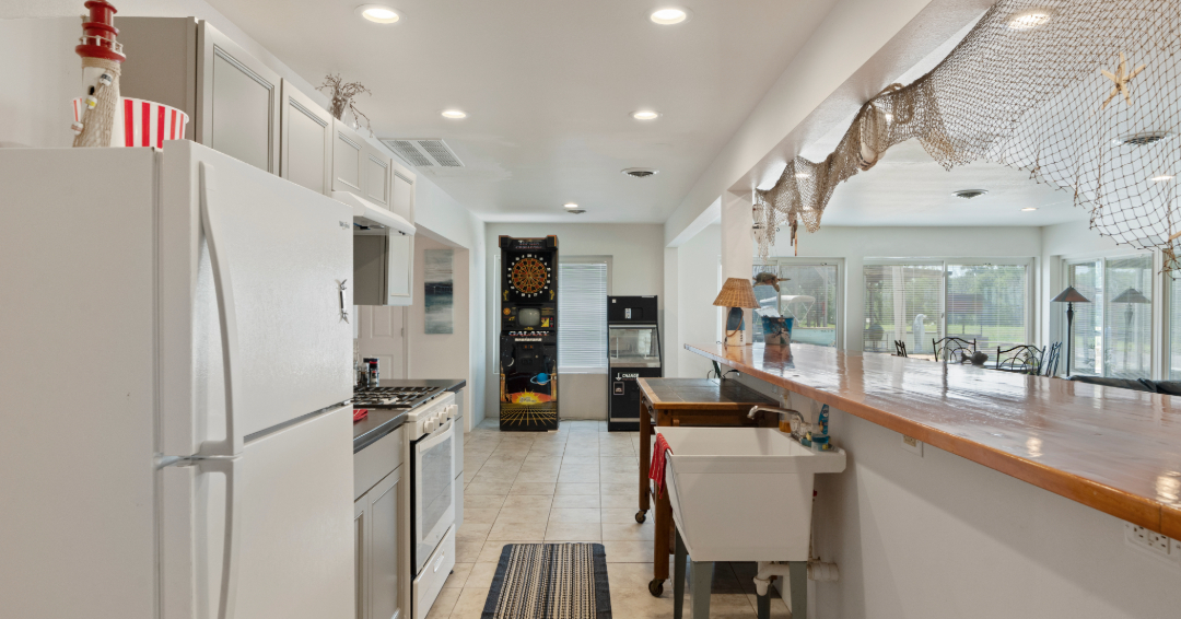 1109-1111 Sunset Drive, East Peoria, IL 61611