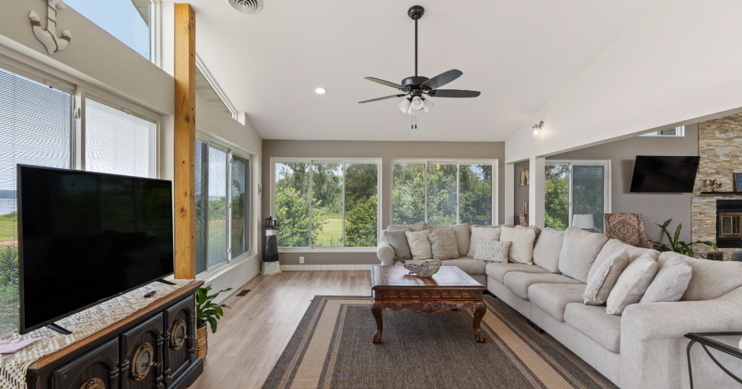 1109-1111 Sunset Drive, East Peoria, IL 61611