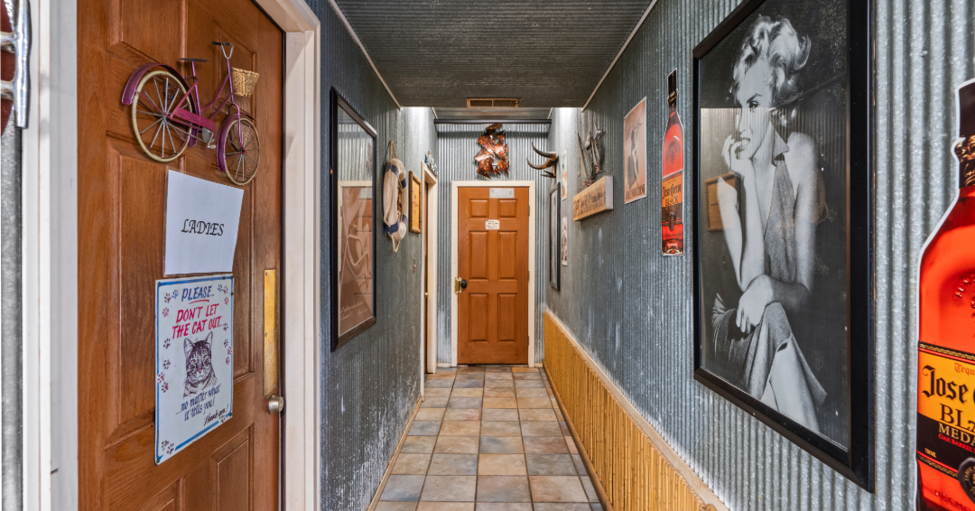 1109-1111 Sunset Drive, East Peoria, IL 61611