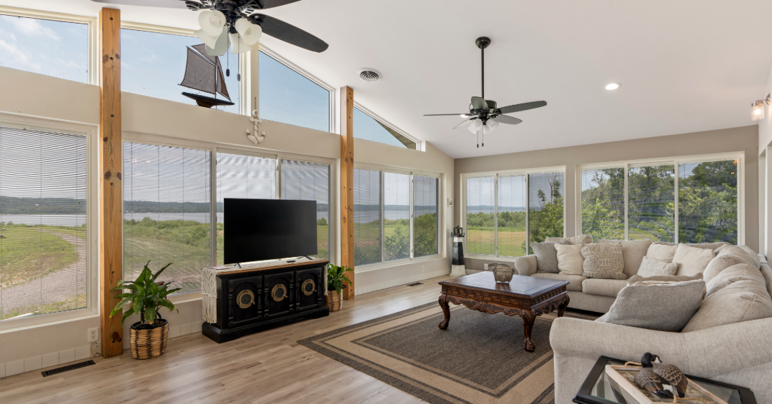 1109-1111 Sunset Drive, East Peoria, IL 61611