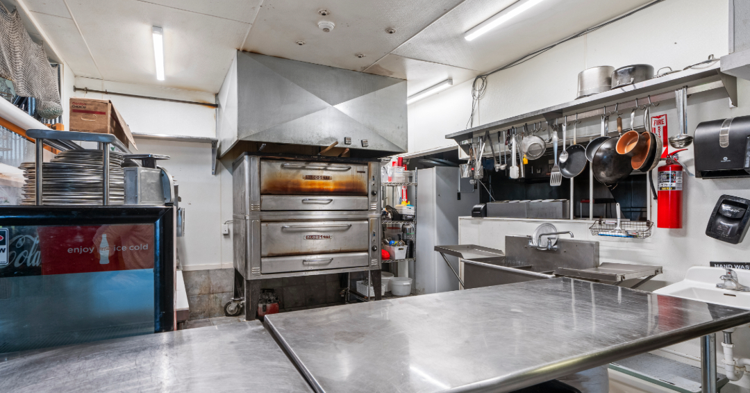 1109-1111 Sunset Drive, East Peoria, IL 61611