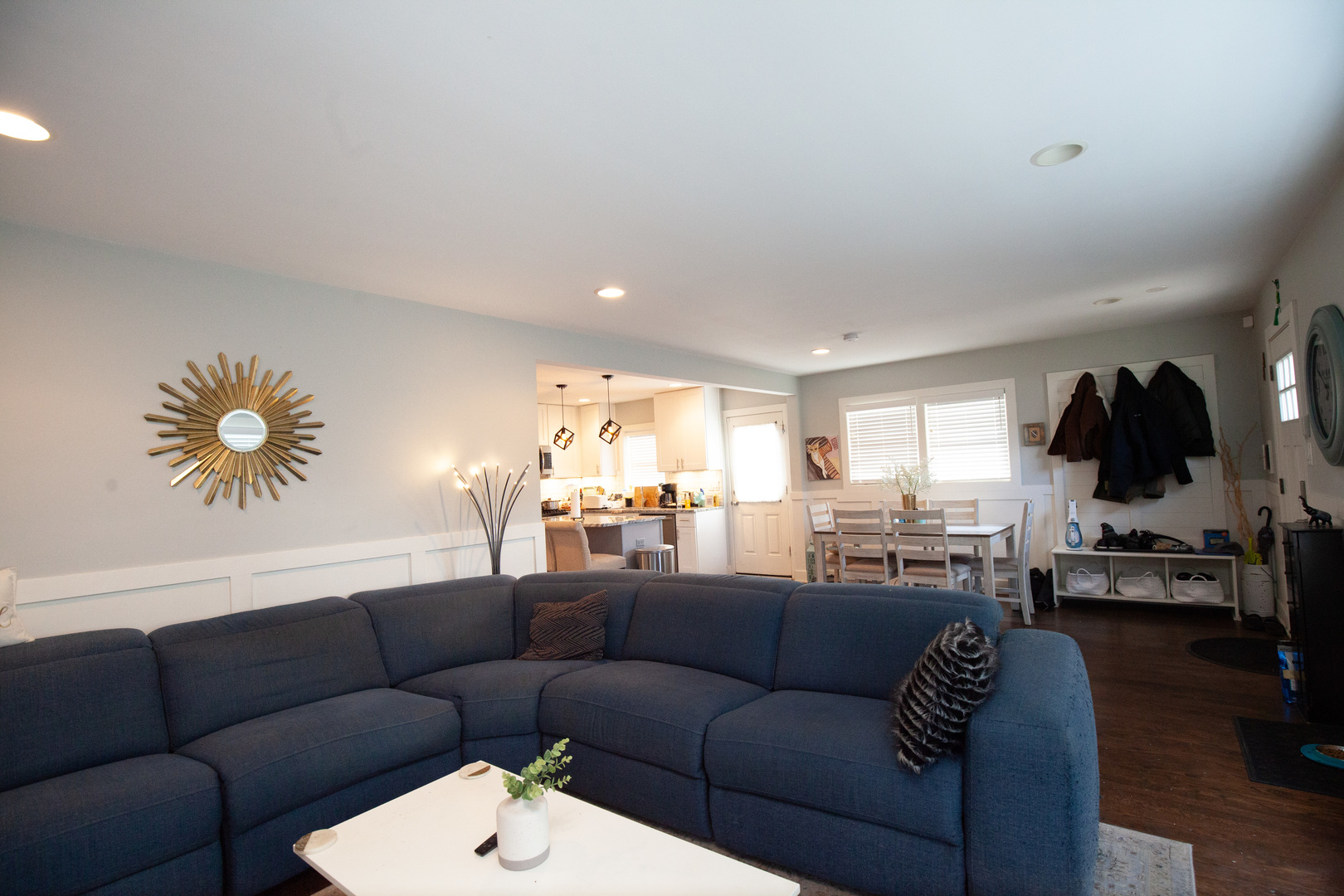 8453 N Ottawa Avenue, Niles, IL 60714