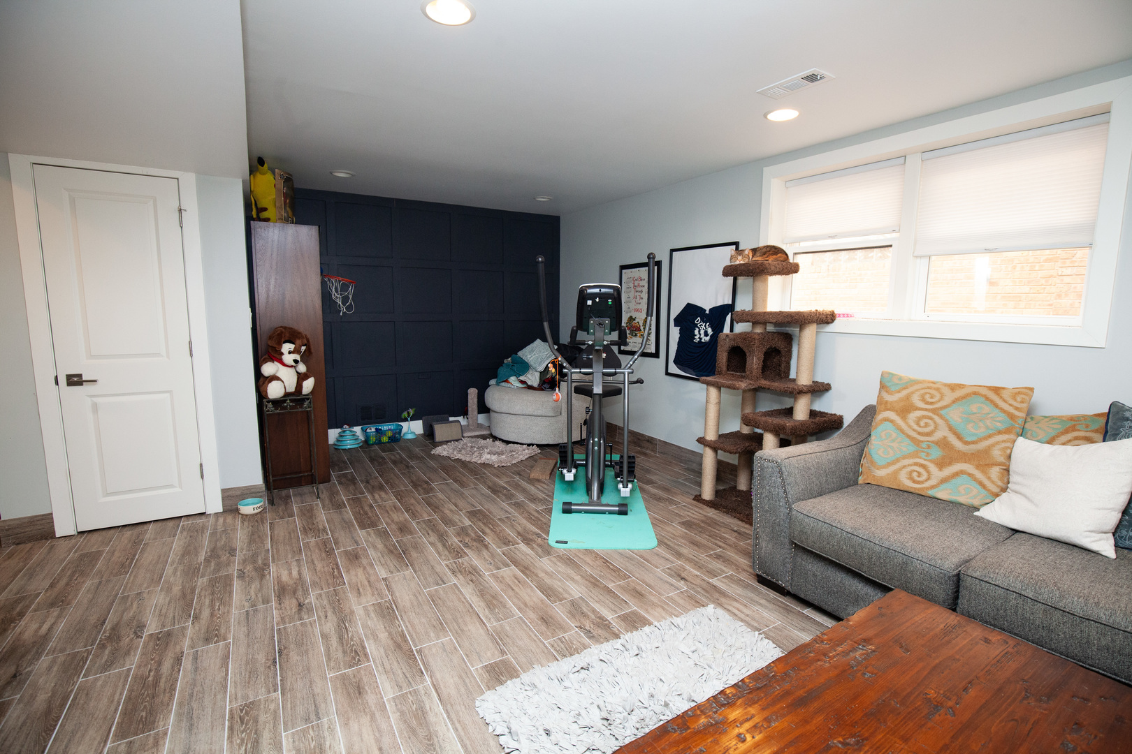 8453 N Ottawa Avenue, Niles, IL 60714