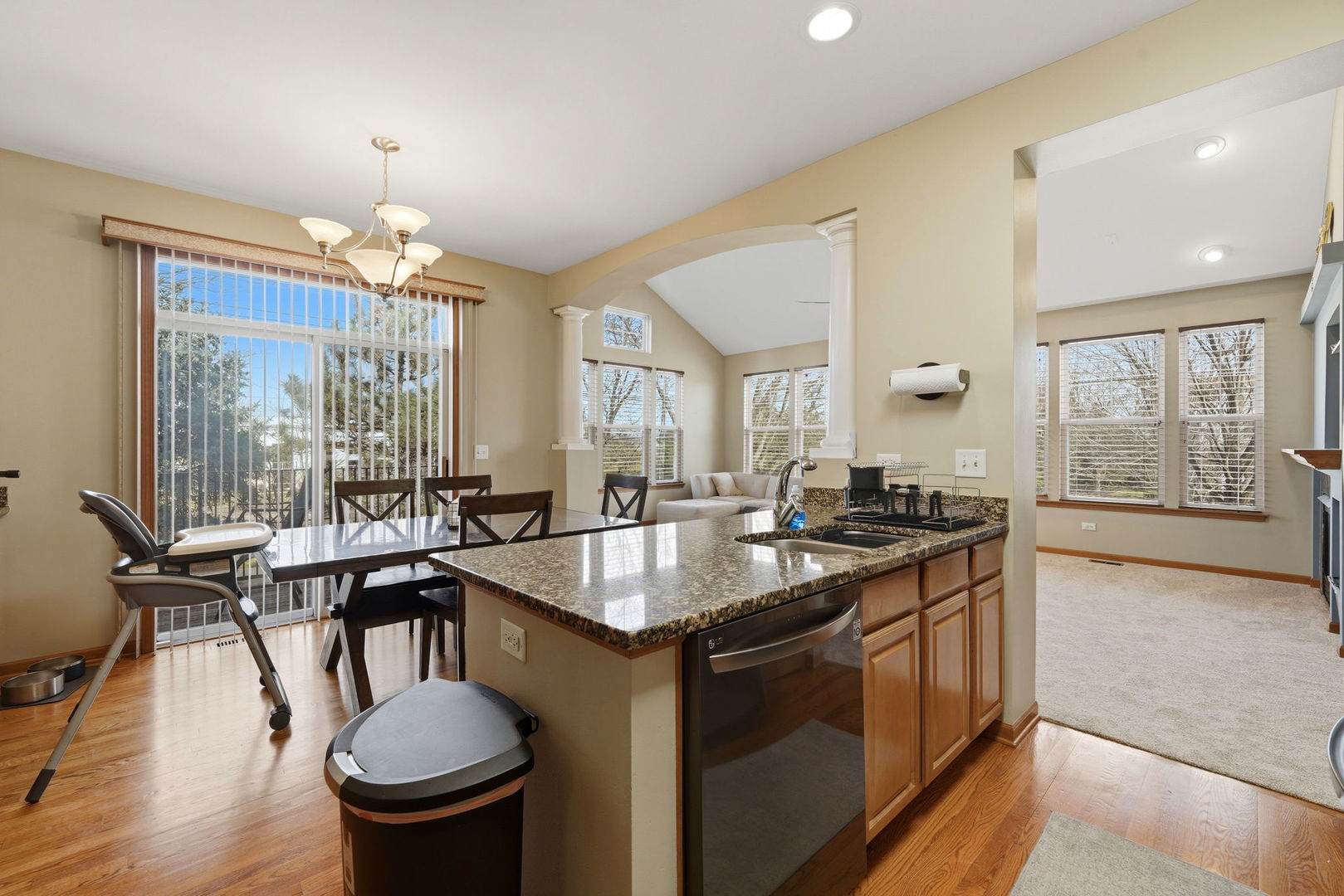 5680 Cambridge Way, Hanover Park, IL 60133