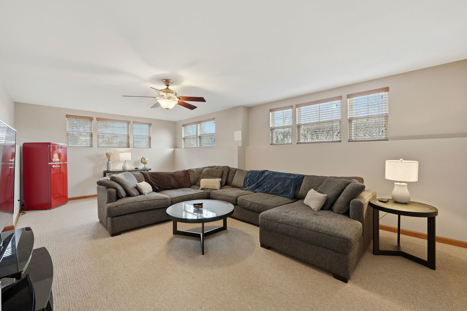 5680 Cambridge Way, Hanover Park, IL 60133