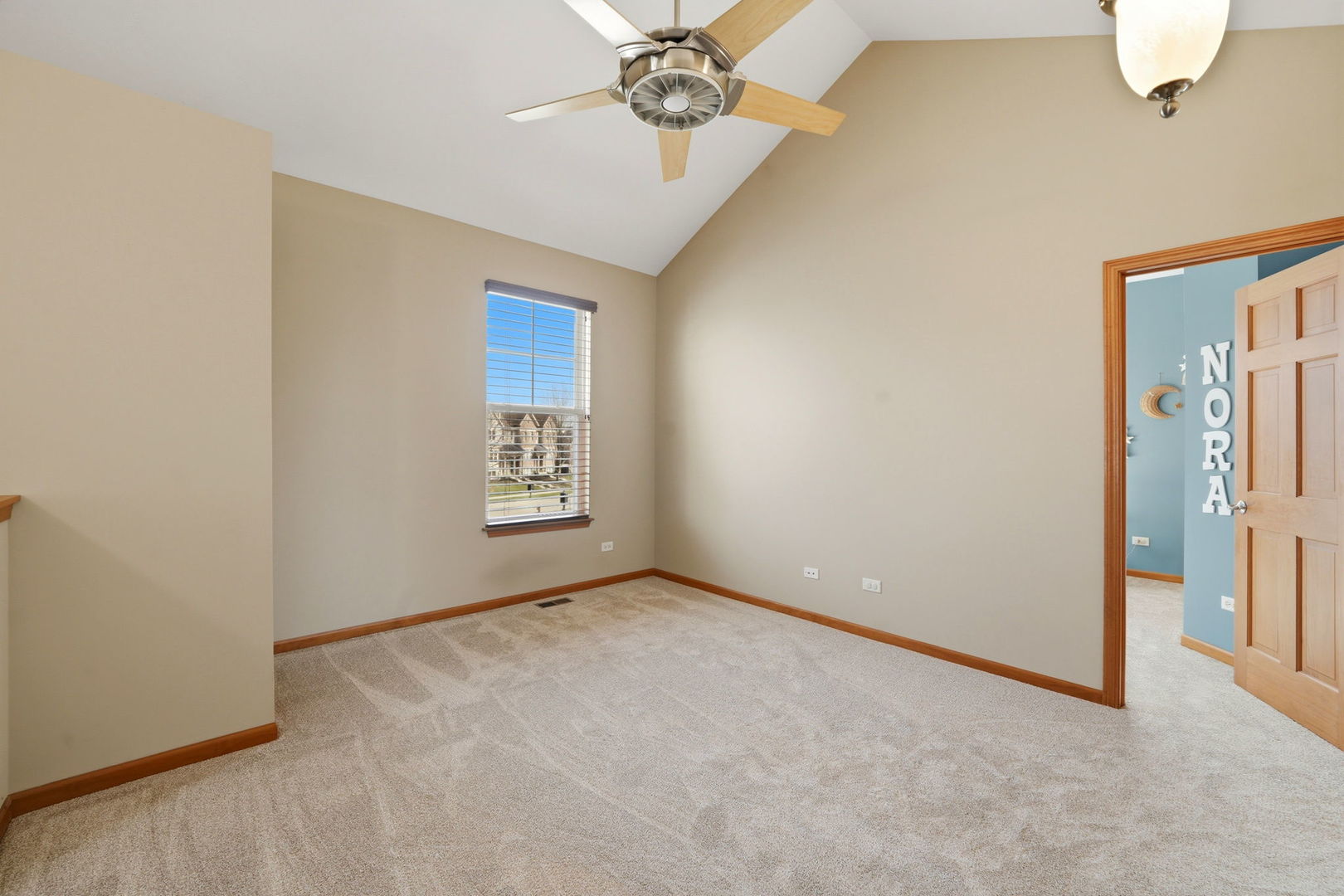 5680 Cambridge Way, Hanover Park, IL 60133