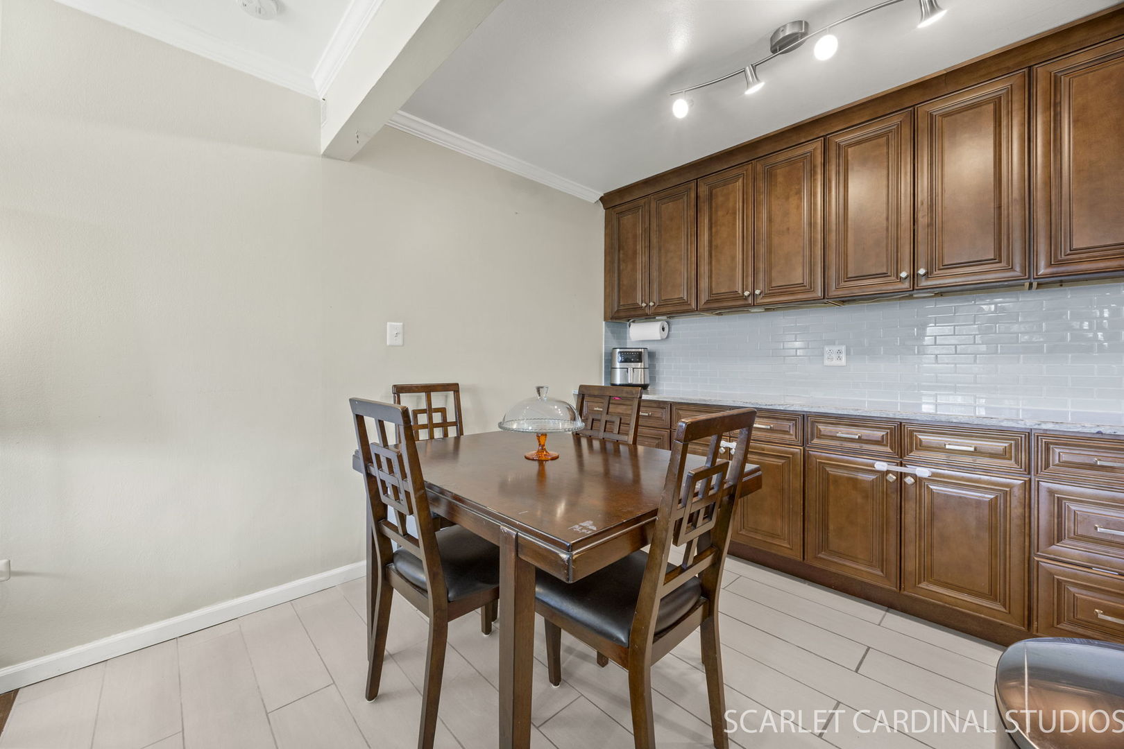 7413 Brookdale Drive #208, Darien, IL 60561