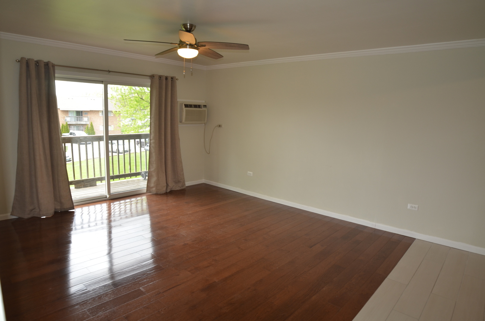 7413 Brookdale Drive #208, Darien, IL 60561