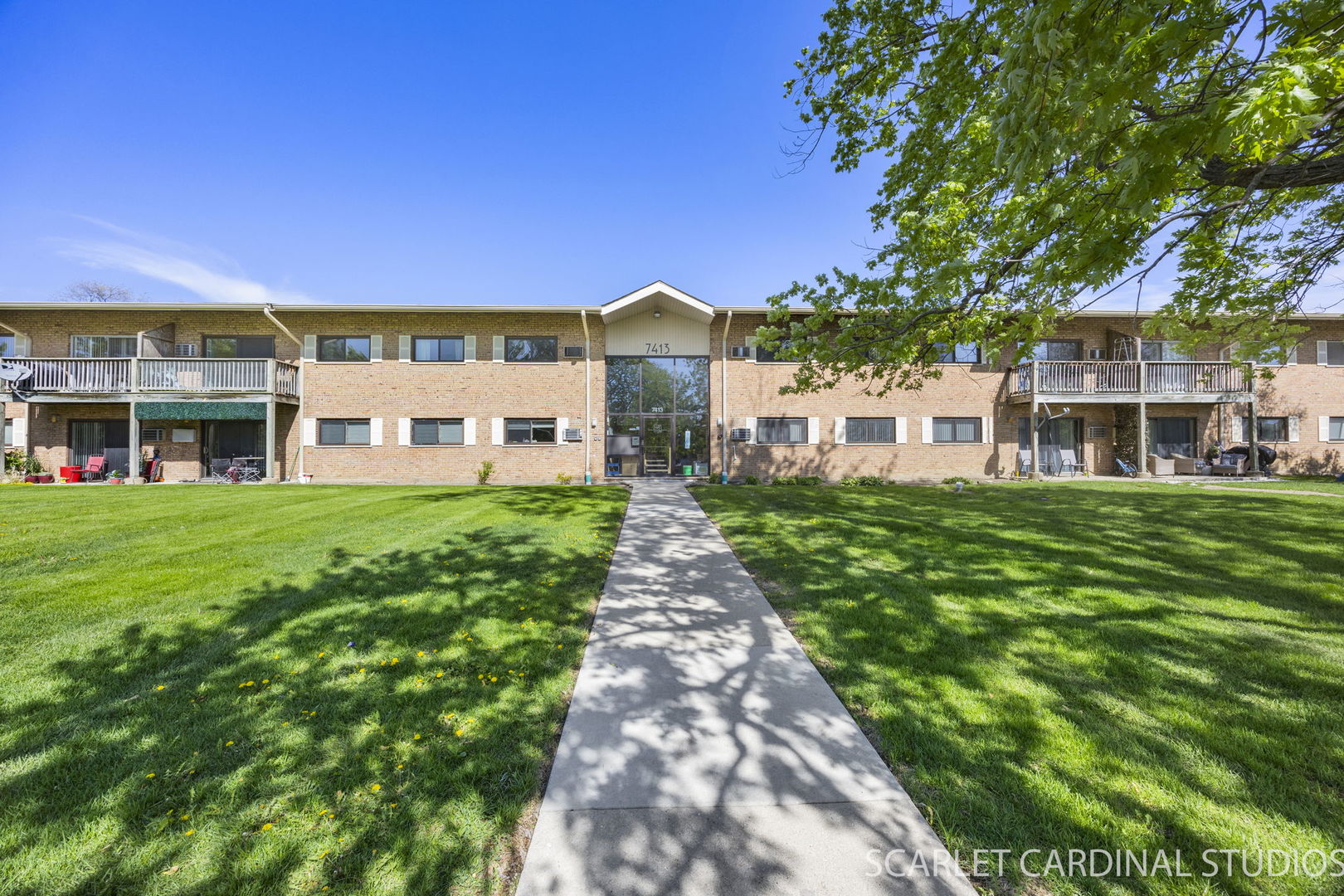 7413 Brookdale Drive #208, Darien, IL 60561