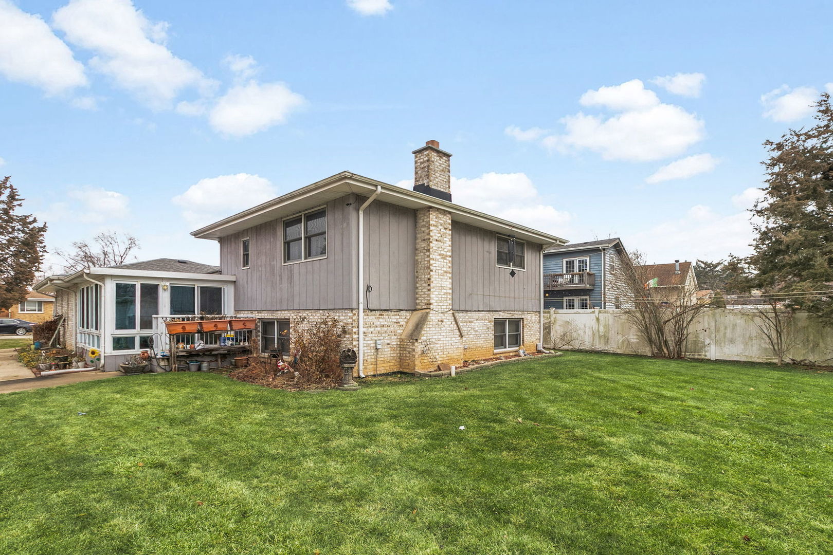 207 Hill Street, Willow Springs, IL 60480