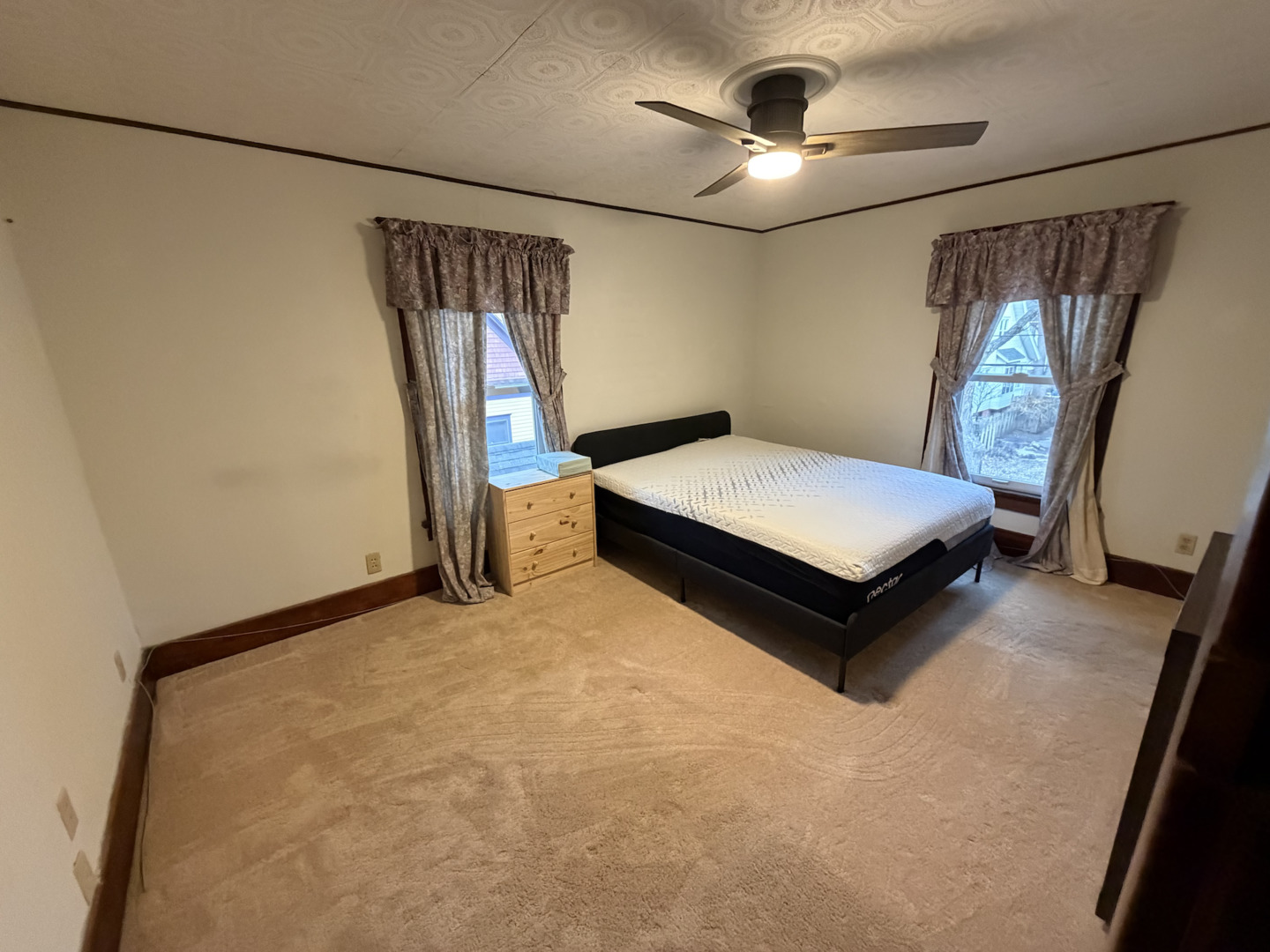 410 W Illinois Street, Urbana, IL 61801