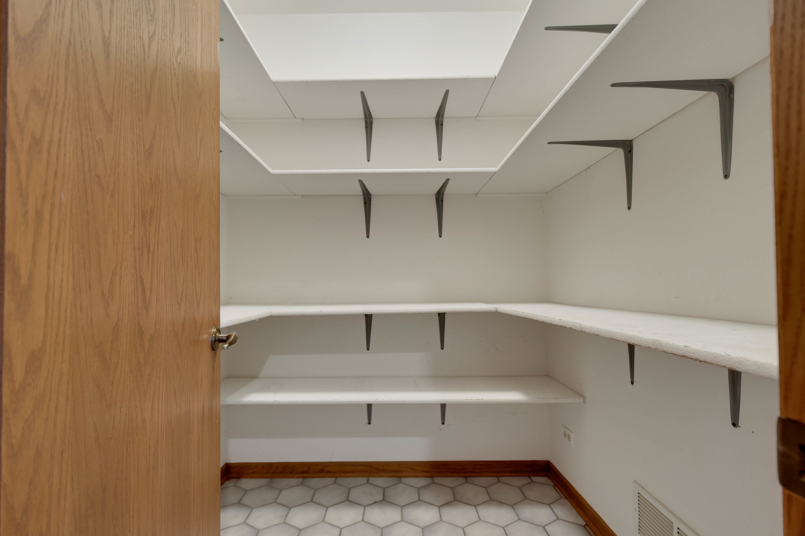 14000 108th Avenue, Orland Park, IL 60467