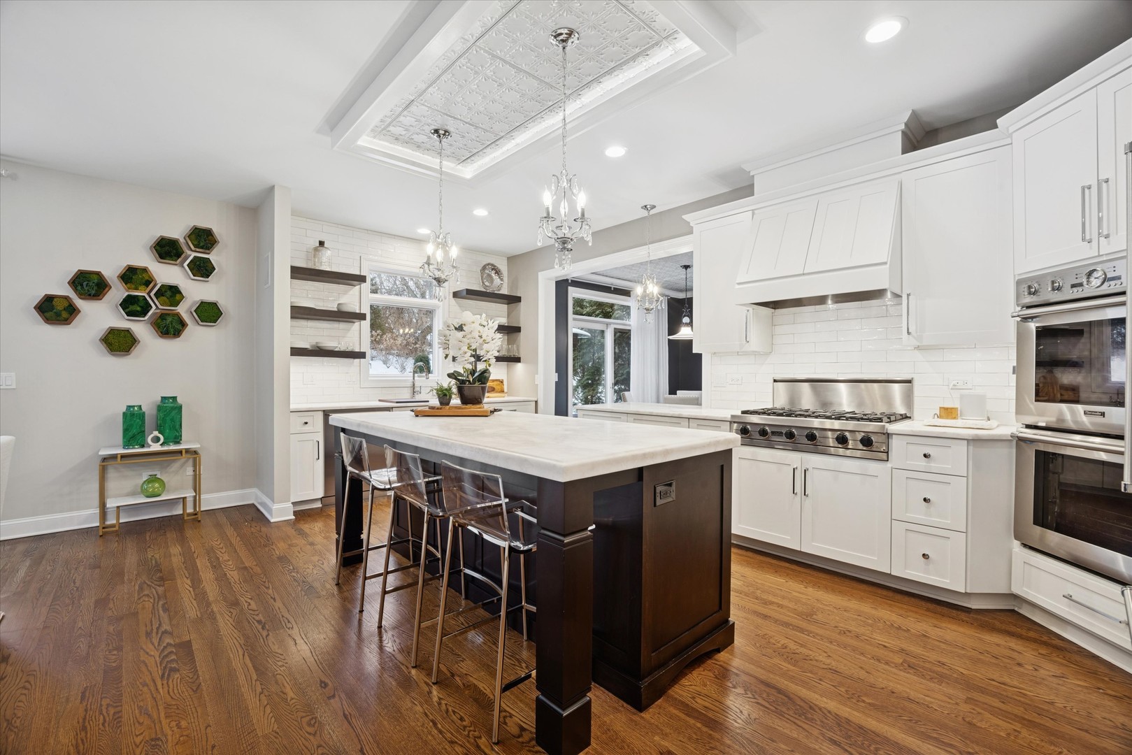 5605 S Quincy Street, Hinsdale, IL 60521