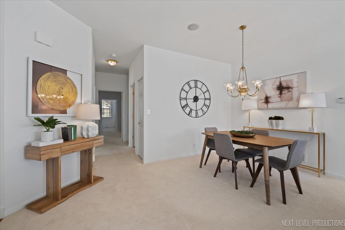 810 Cambridge Drive, Batavia, IL 60510