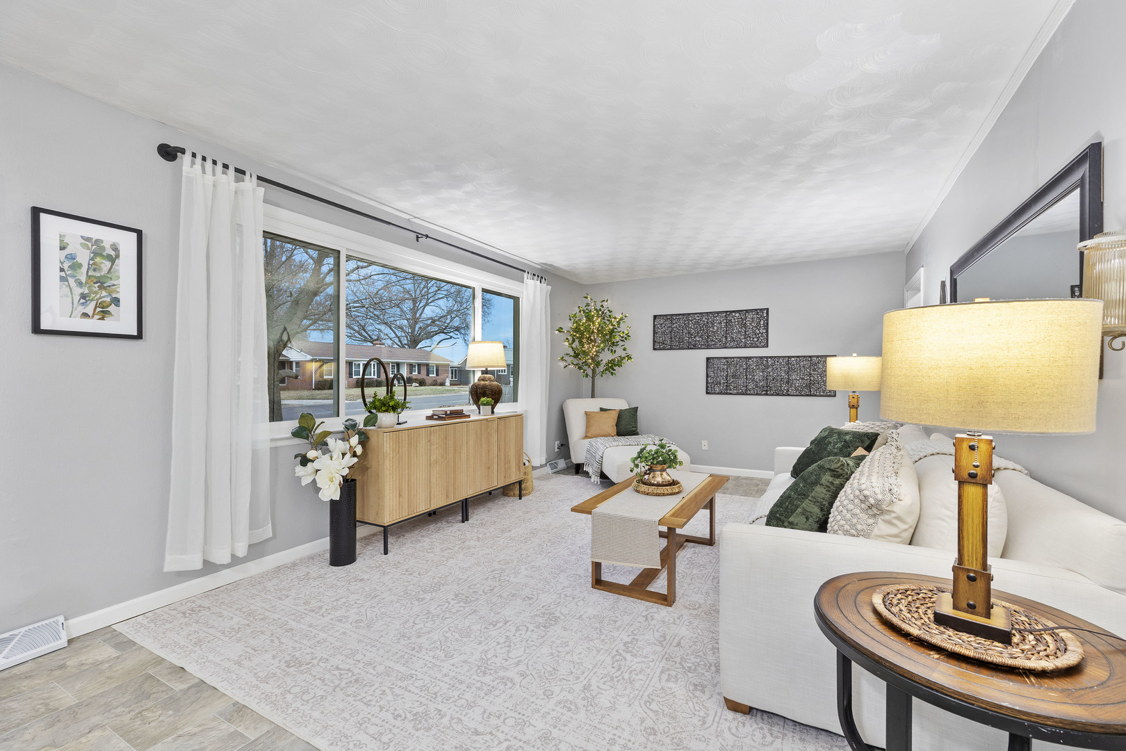 203 S TAZEWELL Street, Mackinaw, IL 61755