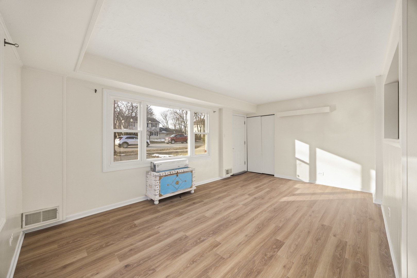 1309 S Naperville Road, Wheaton, IL 60189