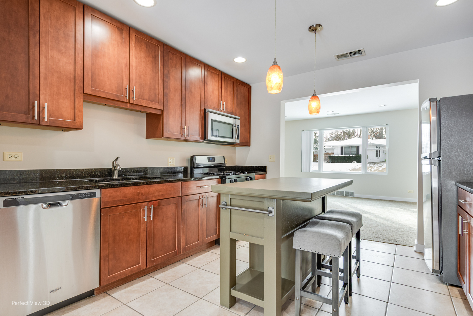 226 Charlotte Place, Mundelein, IL 60060