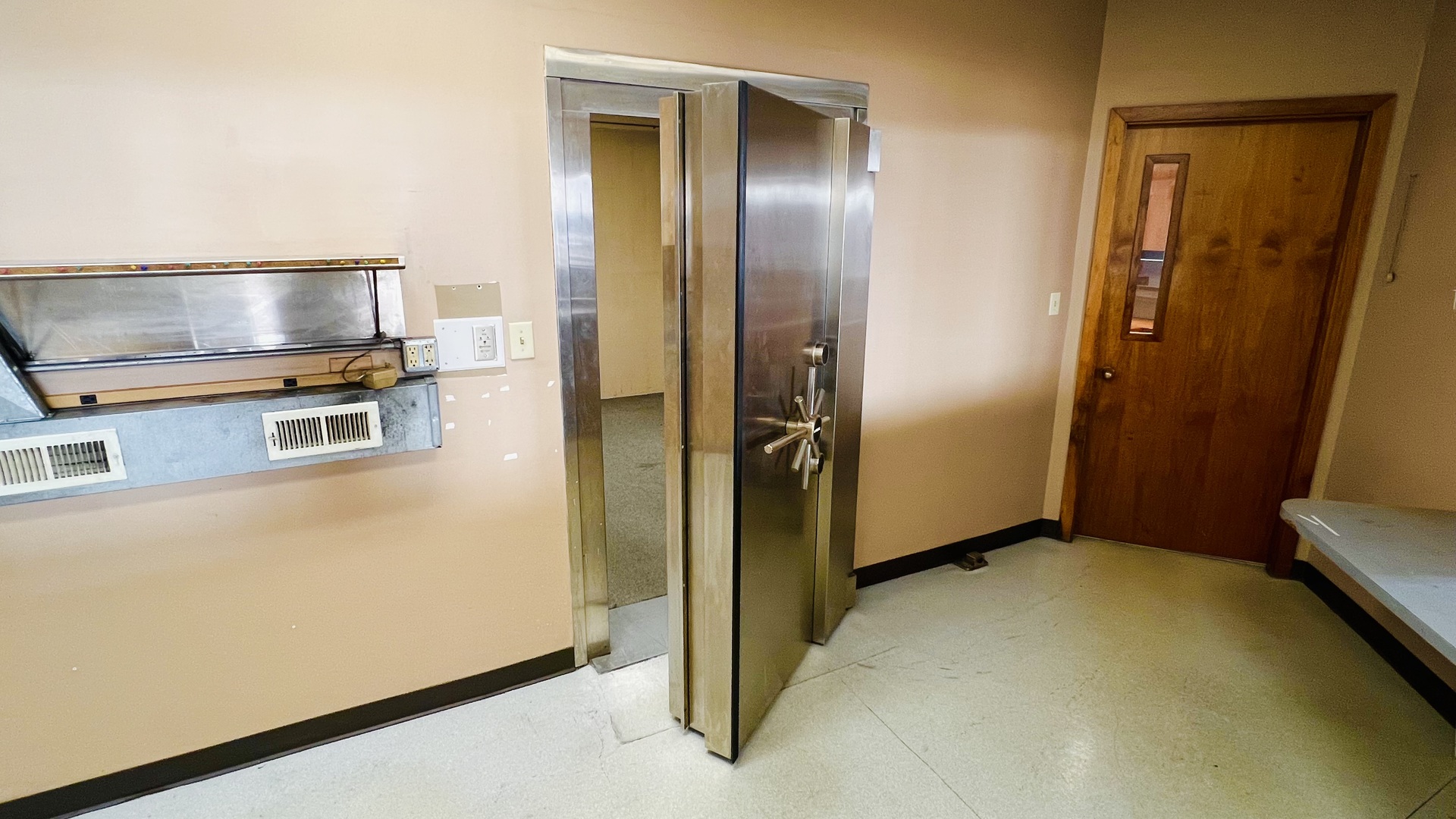 1704 Eastland Drive #1, Bloomington, IL 61704