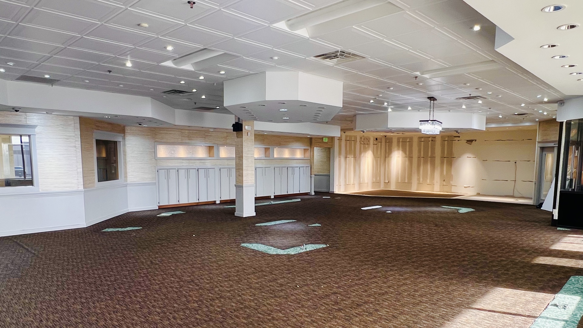 1704 Eastland Drive #1, Bloomington, IL 61704