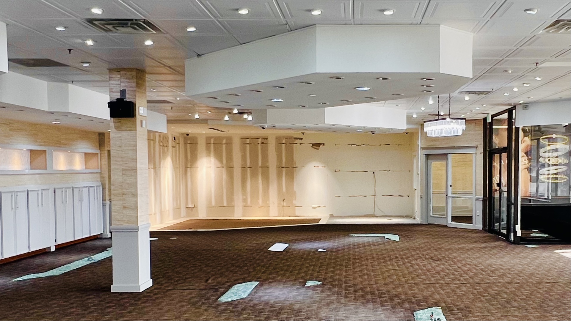 1704 Eastland Drive #1, Bloomington, IL 61704