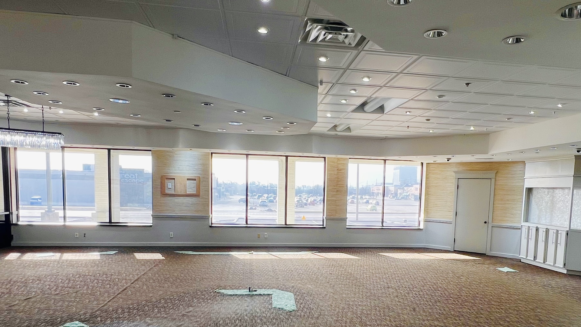 1704 Eastland Drive #1, Bloomington, IL 61704