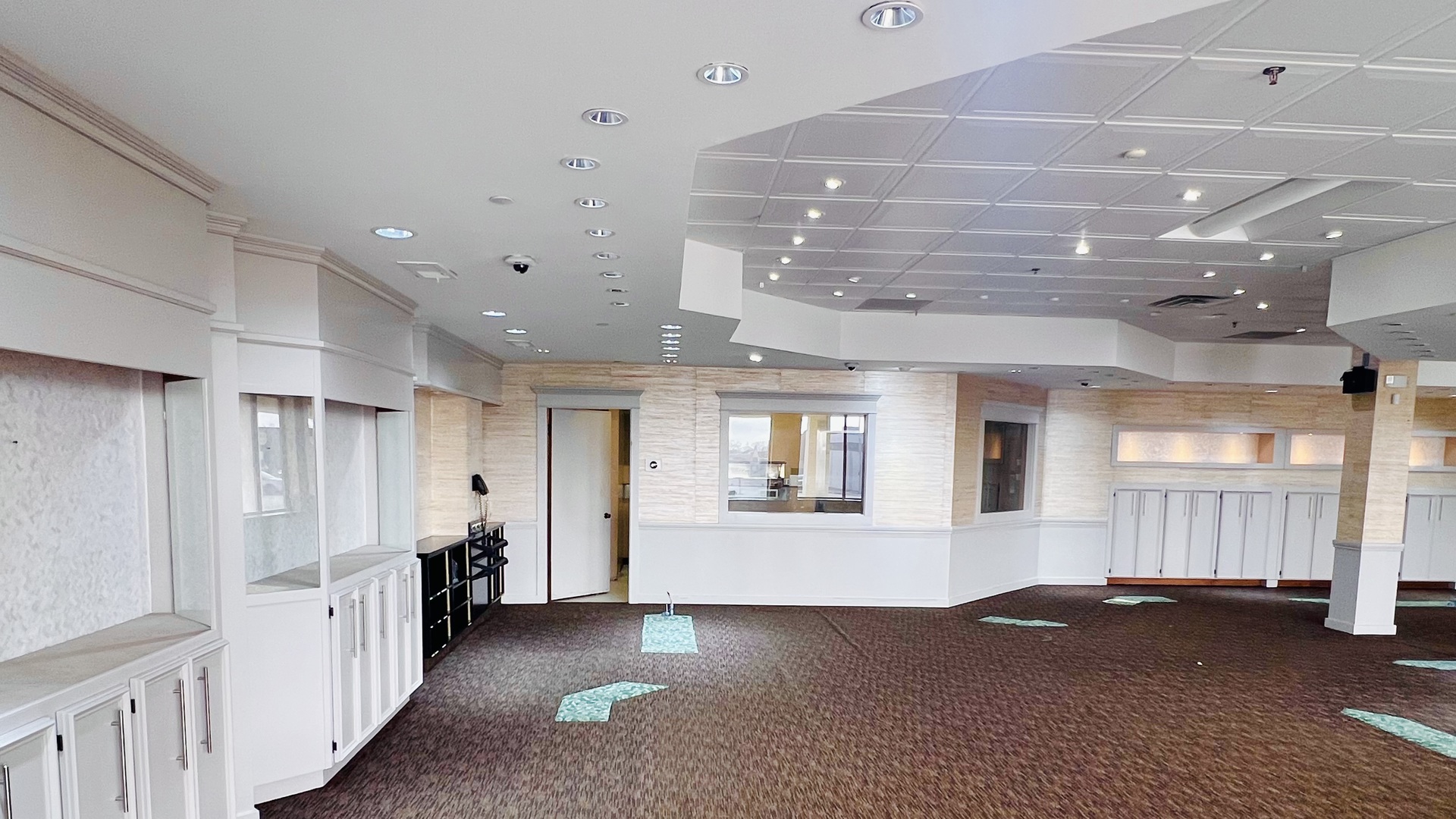 1704 Eastland Drive #1, Bloomington, IL 61704