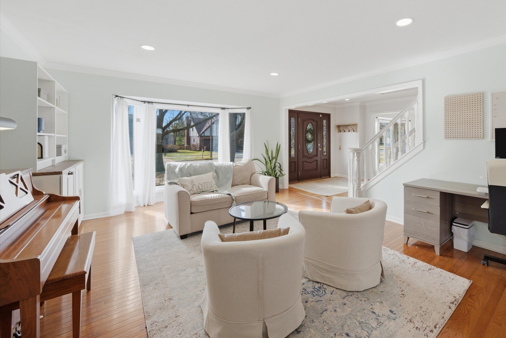 289 Winding Creek Drive, Naperville, IL 60565