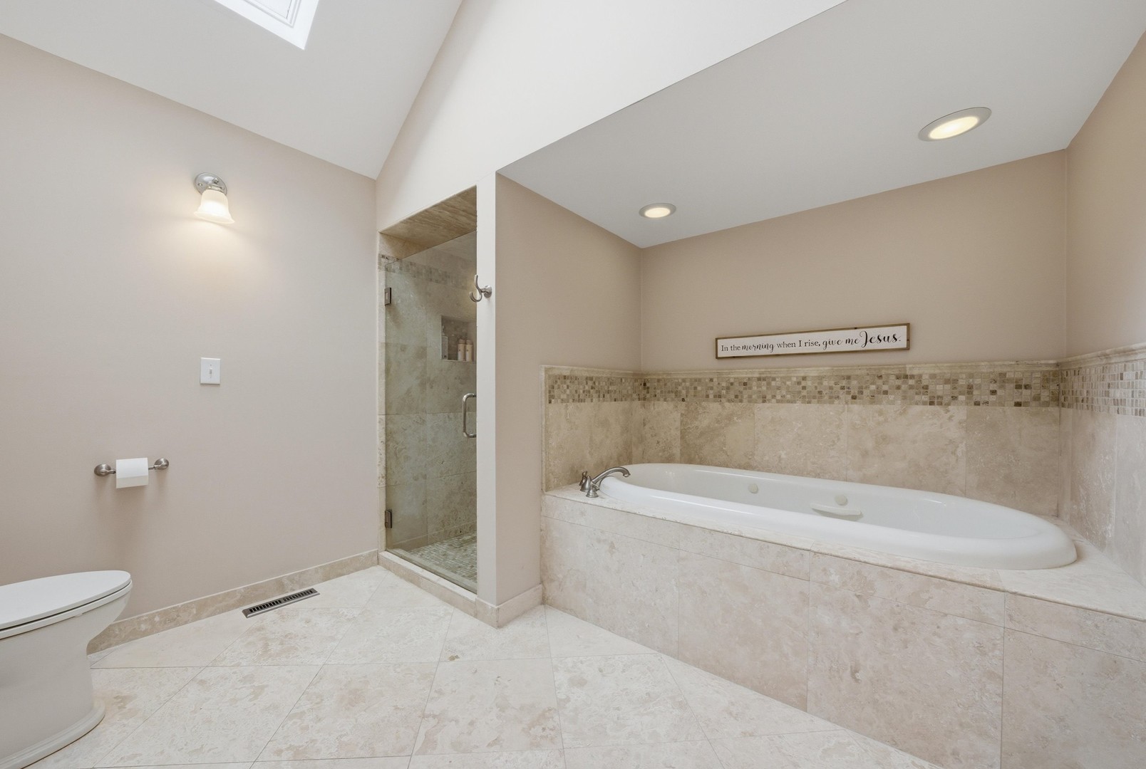 289 Winding Creek Drive, Naperville, IL 60565