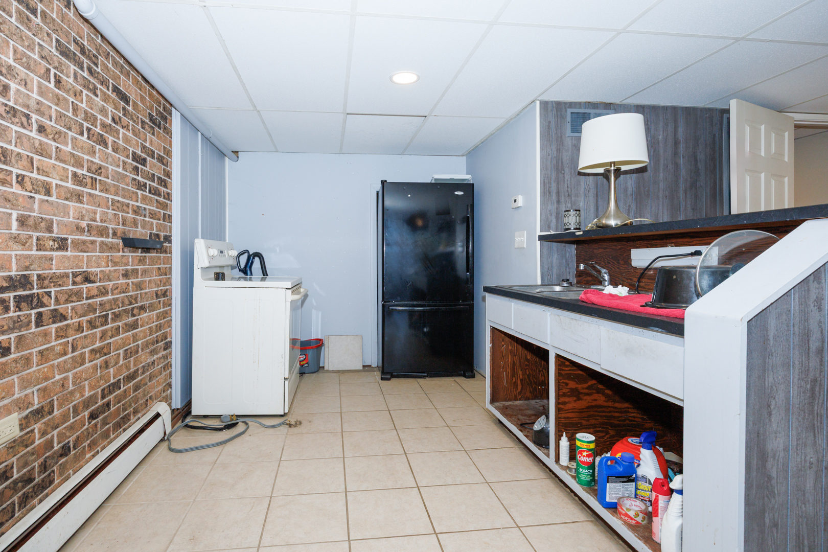 48 AVENUE A, Bloomington, IL 61704