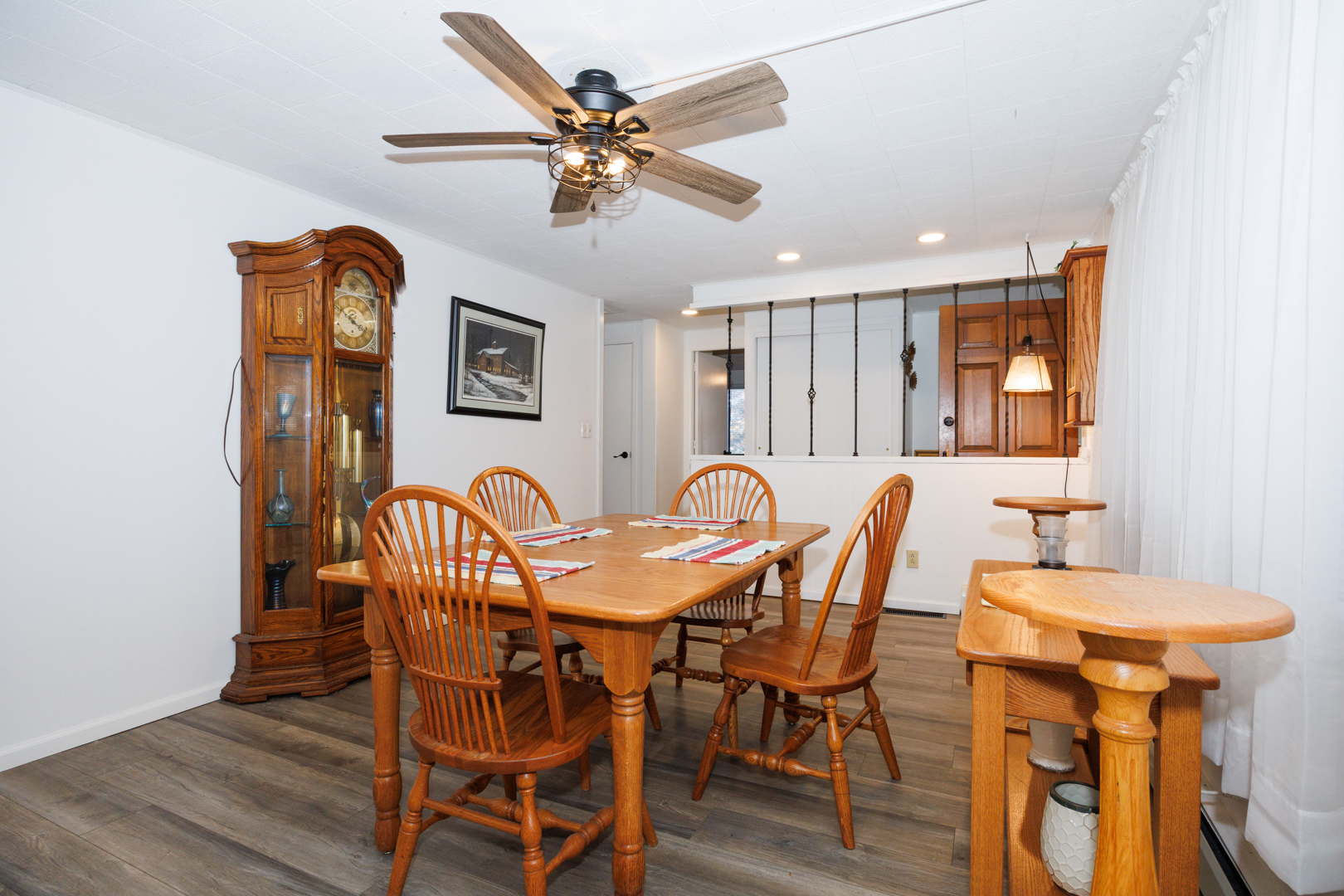 48 AVENUE A, Bloomington, IL 61704