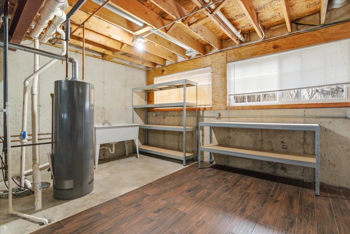 2190 Braeburn Drive #B, Wauconda, IL 60084