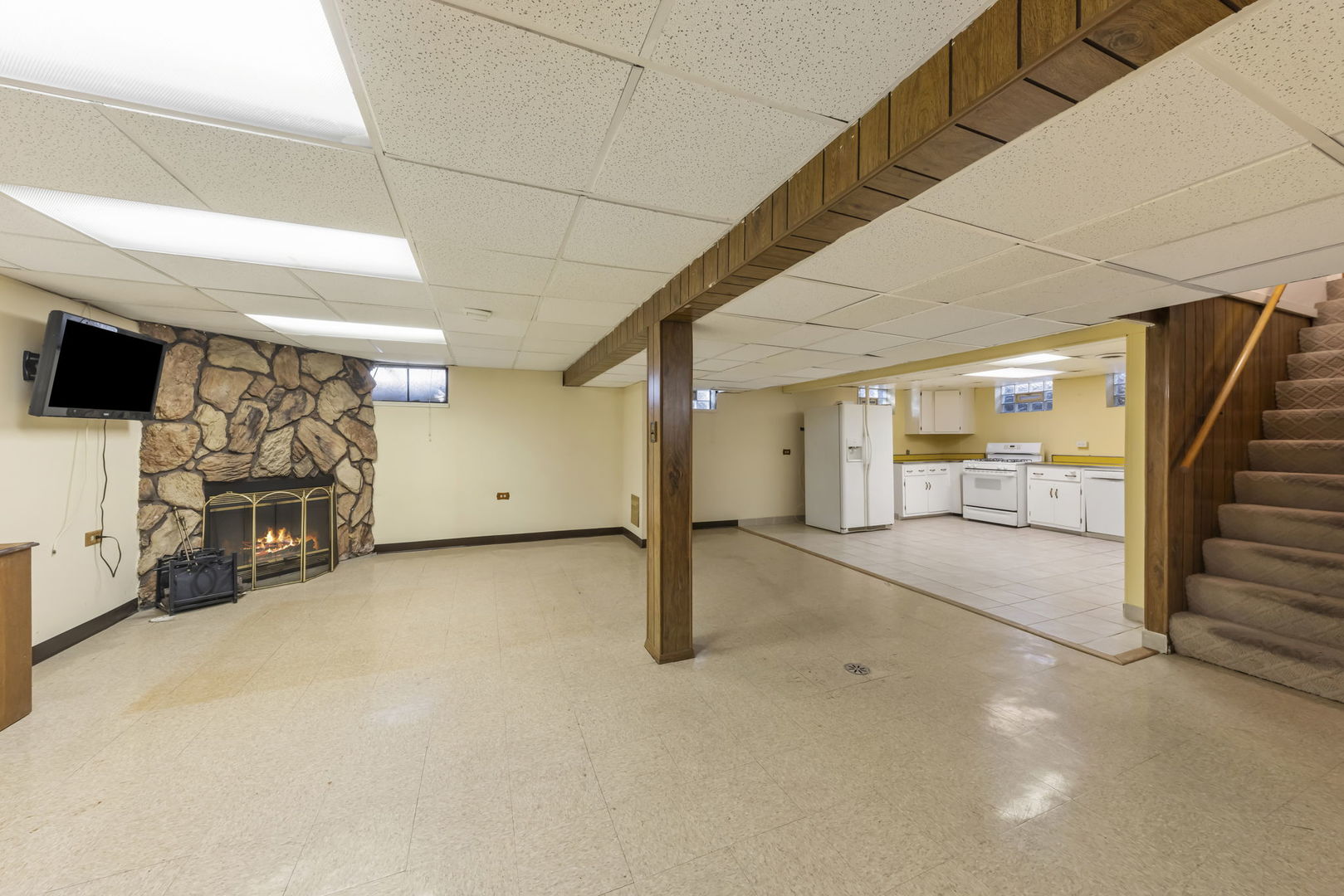 283 W 10th Street, Chicago Heights, IL 60411