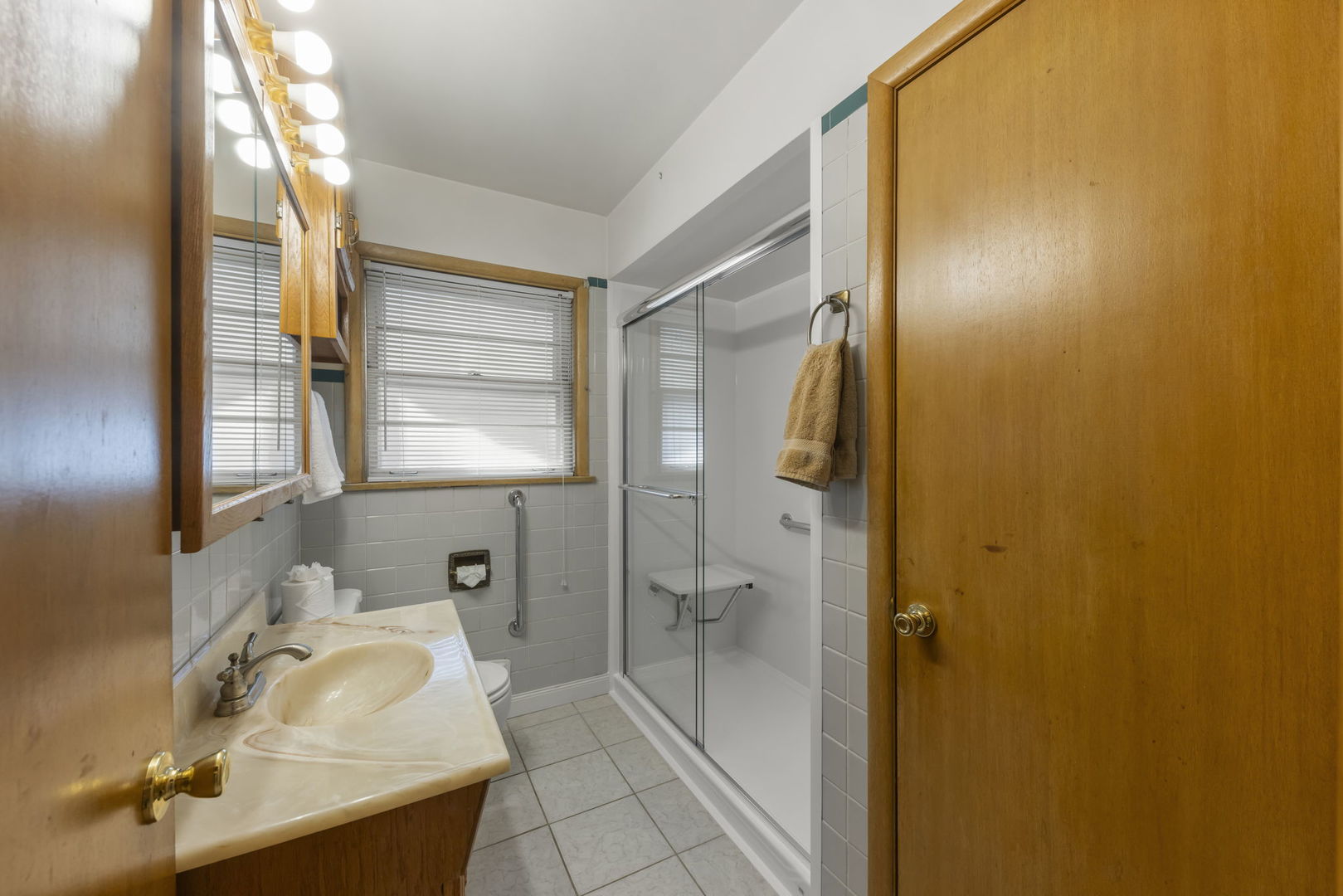 283 W 10th Street, Chicago Heights, IL 60411