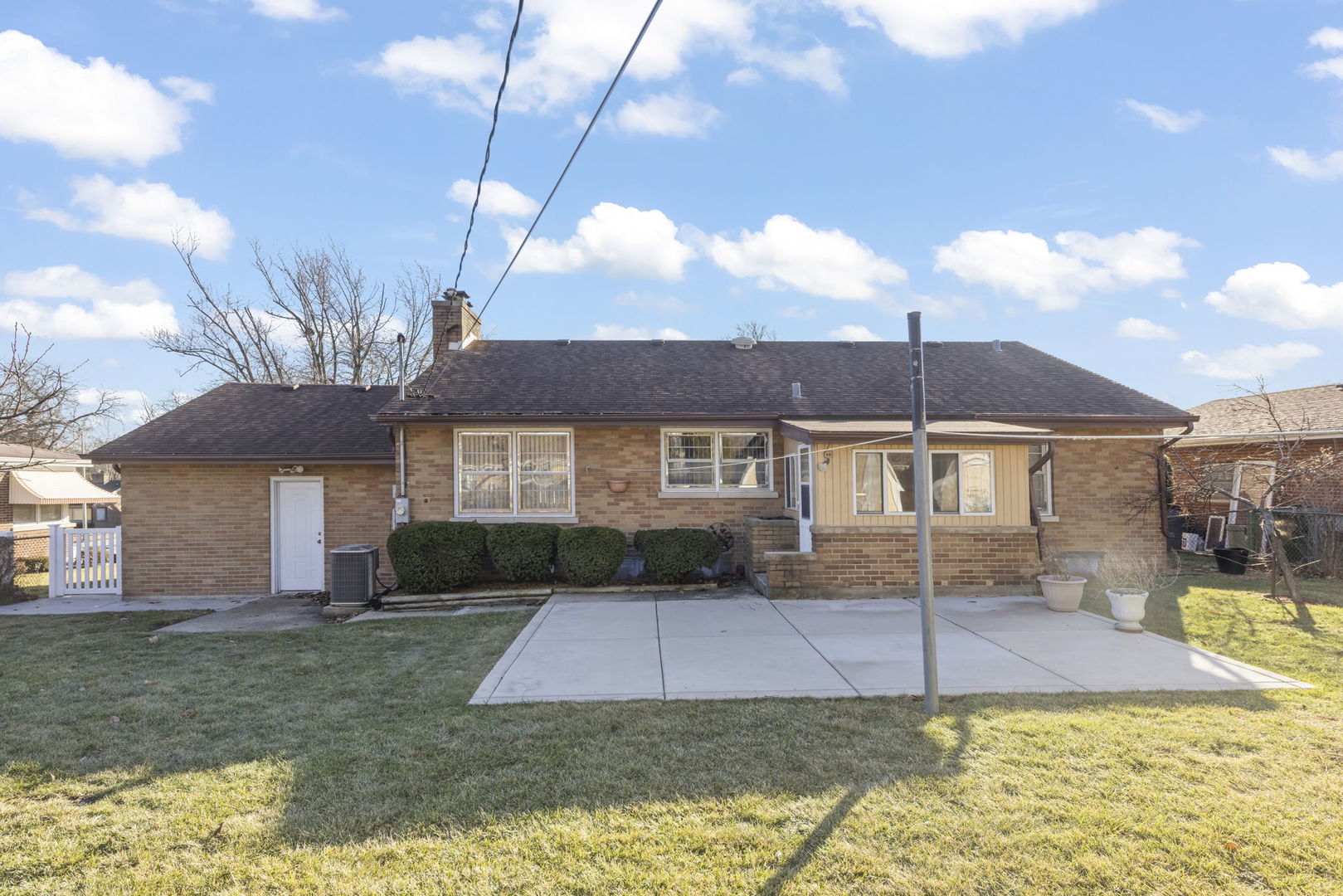 283 W 10th Street, Chicago Heights, IL 60411