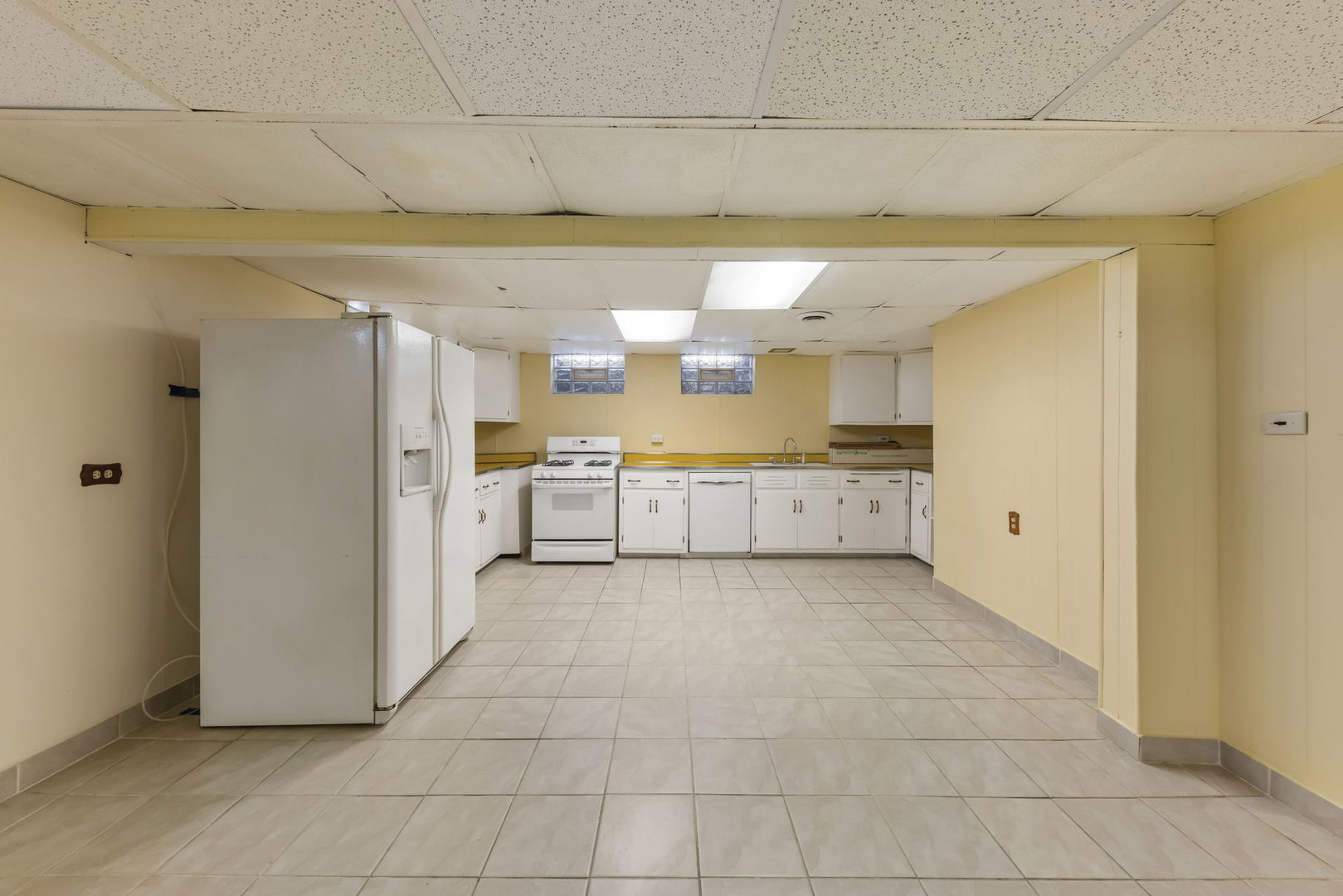 283 W 10th Street, Chicago Heights, IL 60411