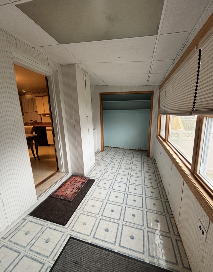 3222 N Ozark Avenue, Chicago, IL 60634