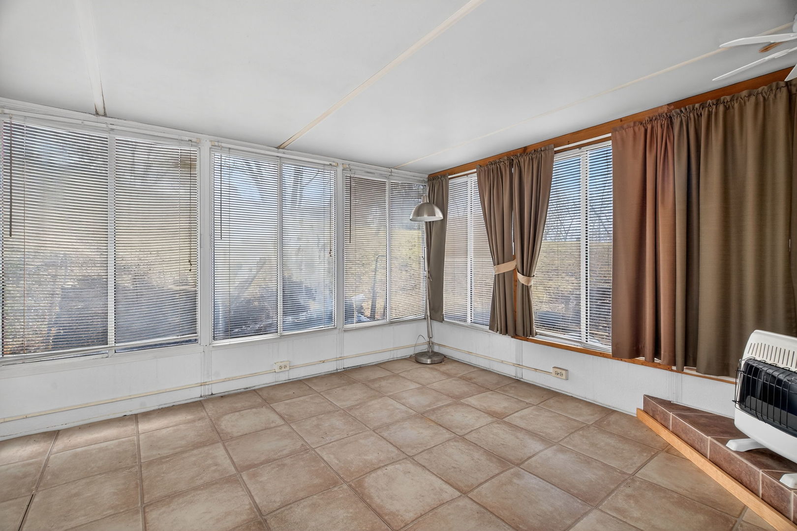 46 Lakeshore Drive, Wilmington, IL 60481