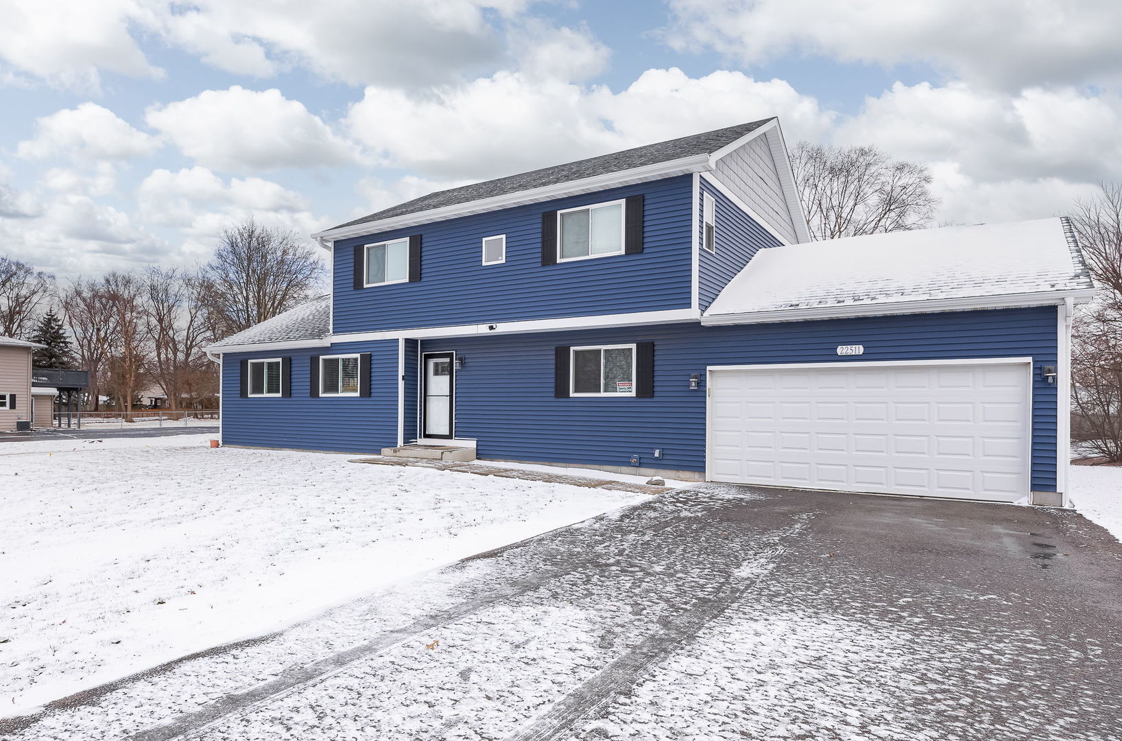 22511 S Deal Avenue, Channahon, IL 60410