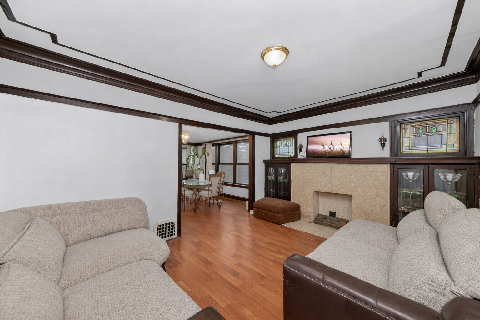 7717 S Luella Avenue, Chicago, IL 60649