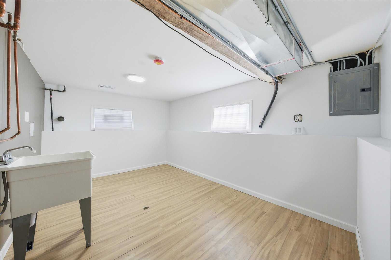 639 S 12th Avenue, Maywood, IL 60153