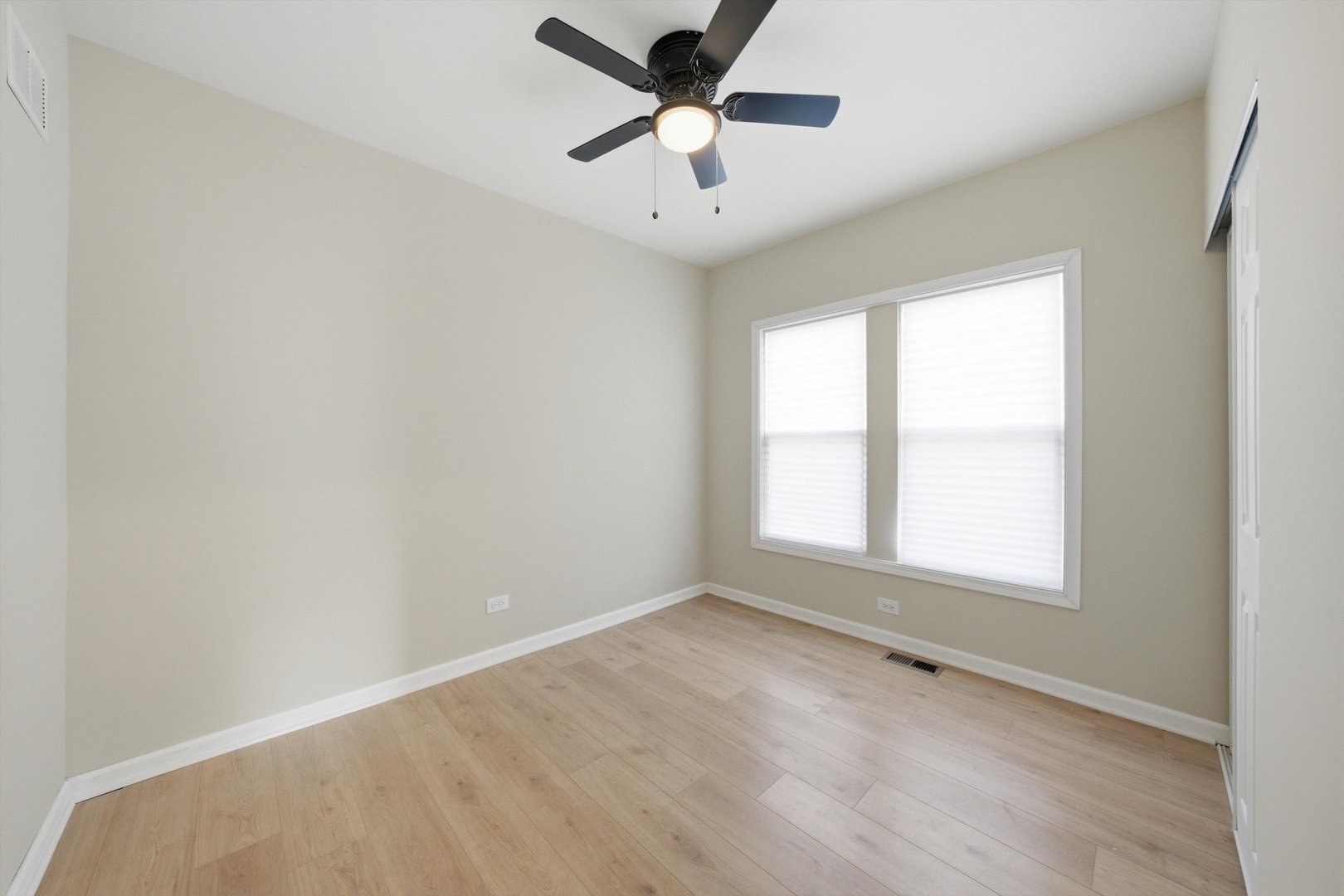 639 S 12th Avenue, Maywood, IL 60153