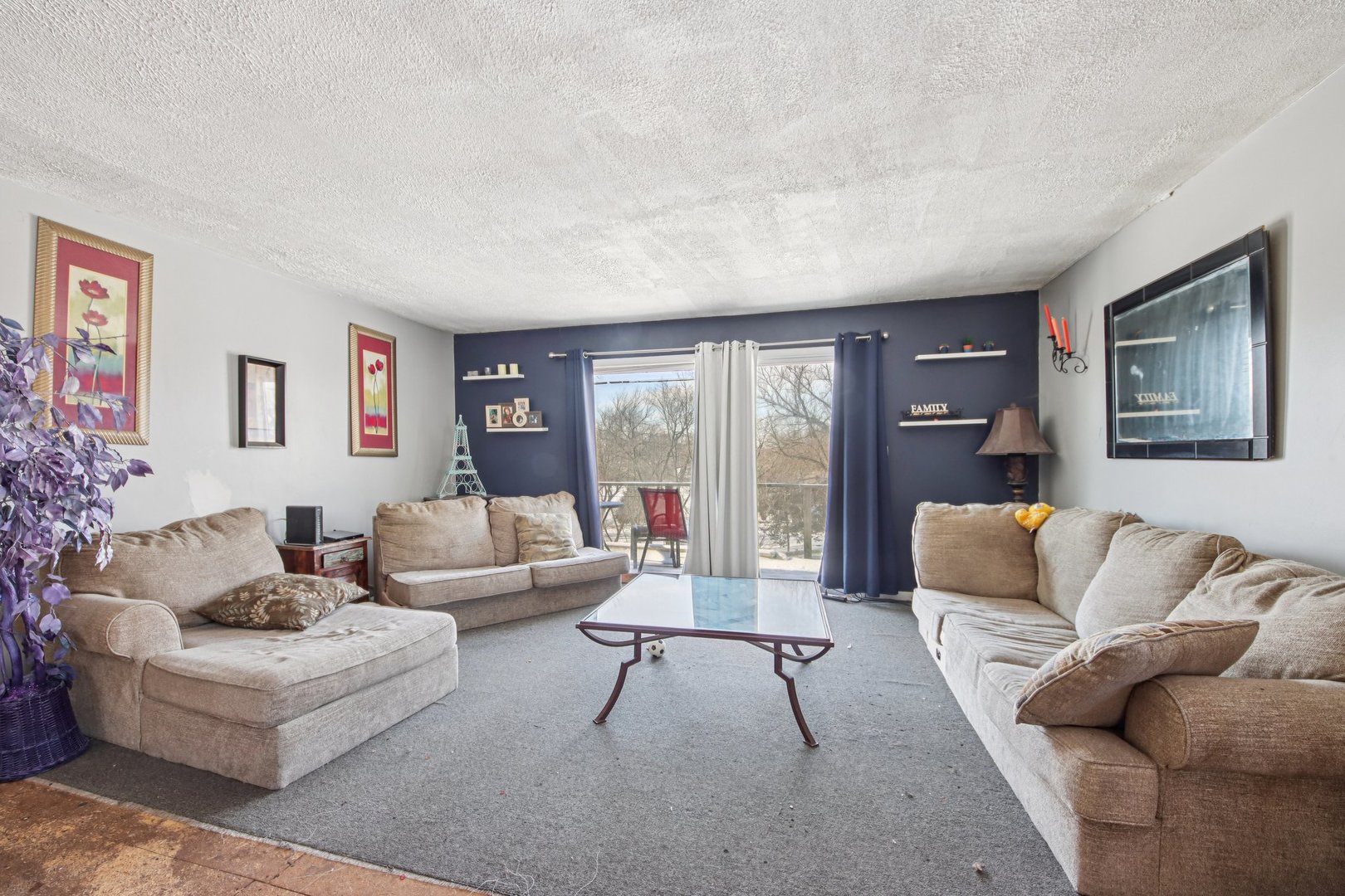 3624 Eastway Drive, Island Lake, IL 60042