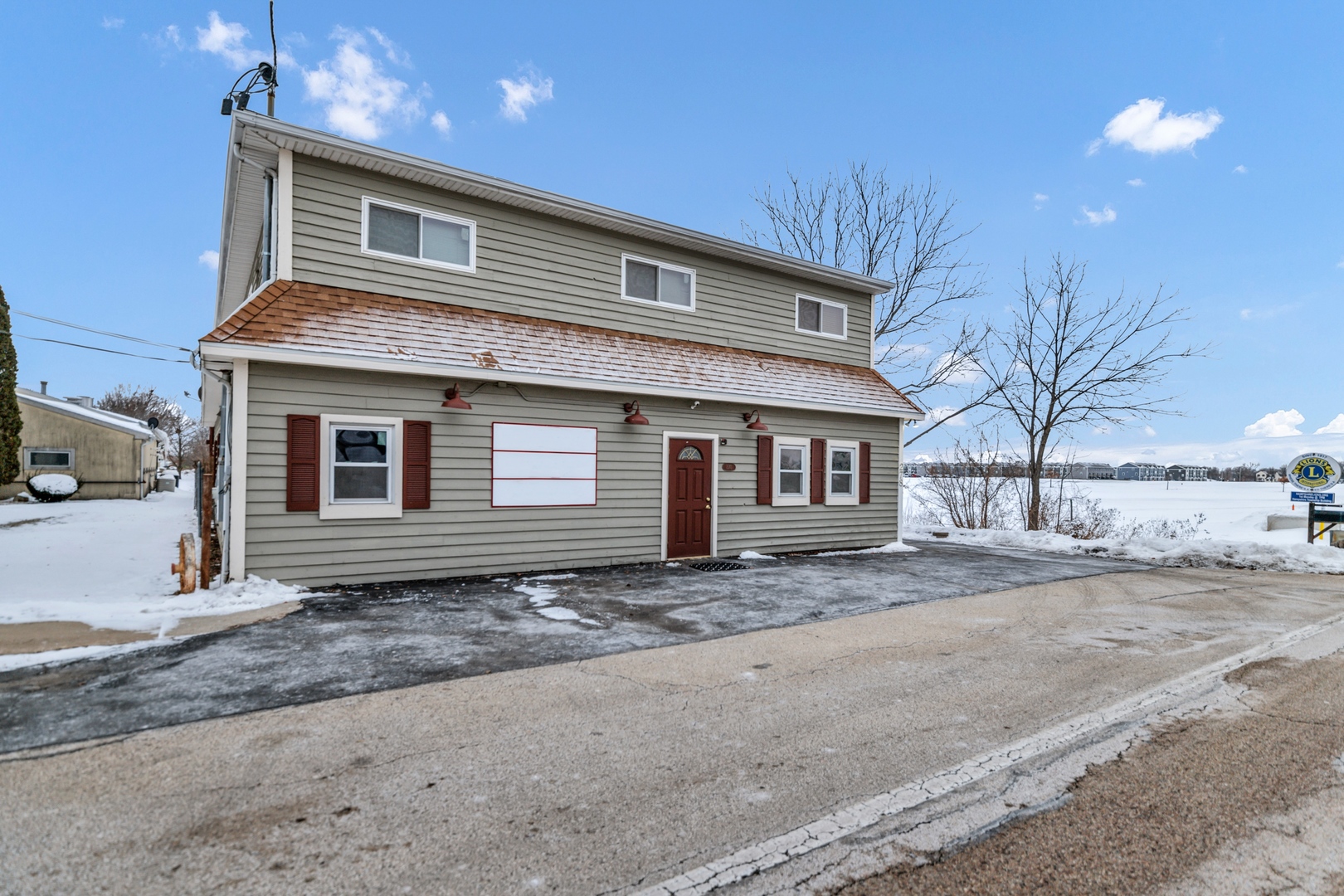 278 N State Street, Hampshire, IL 60140