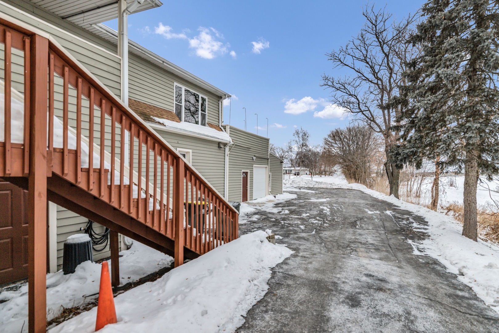 278 N State Street, Hampshire, IL 60140