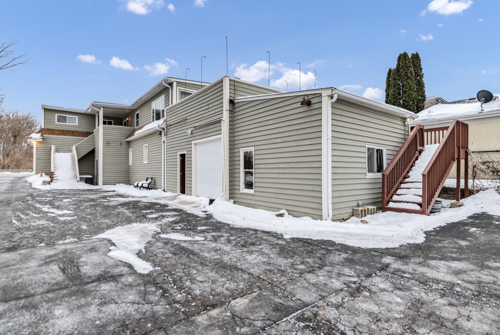 278 N State Street, Hampshire, IL 60140